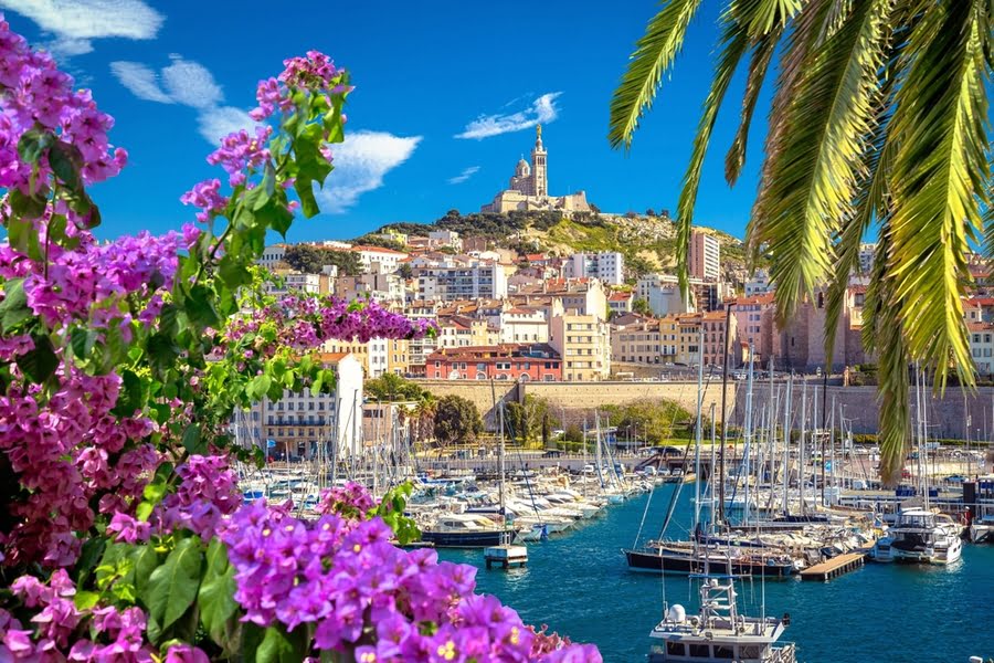 uitzicht op Marseille aan de zonnige Côte d'Azur