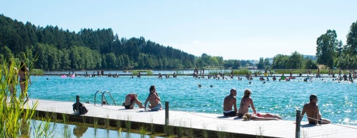 6x kamperen aan een rivier in Frankrijk